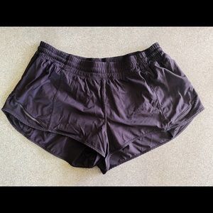 Lululemon Hotty Hot II Shorts
